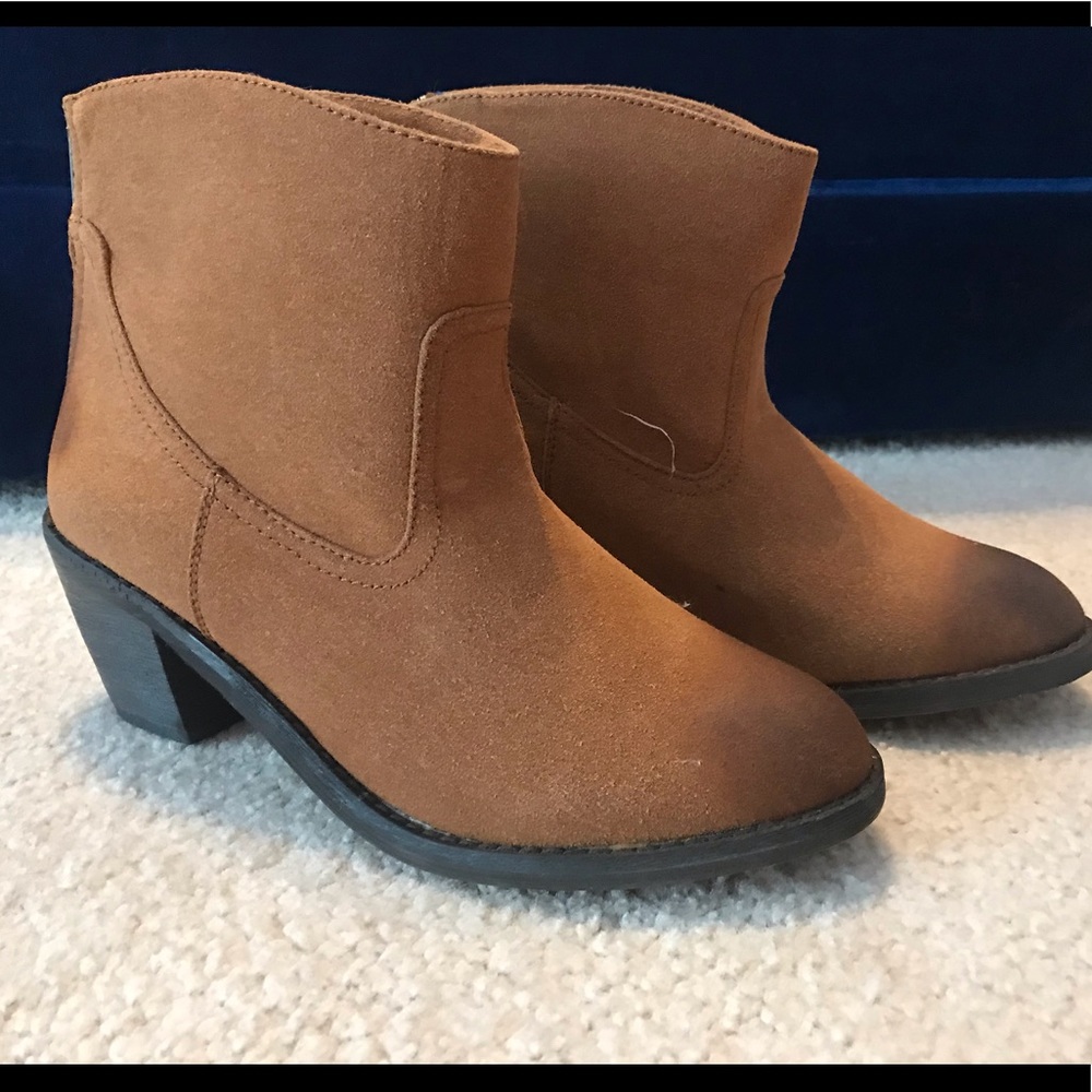 Sketchers Faux Suede Burnt Toe Ankle Boot